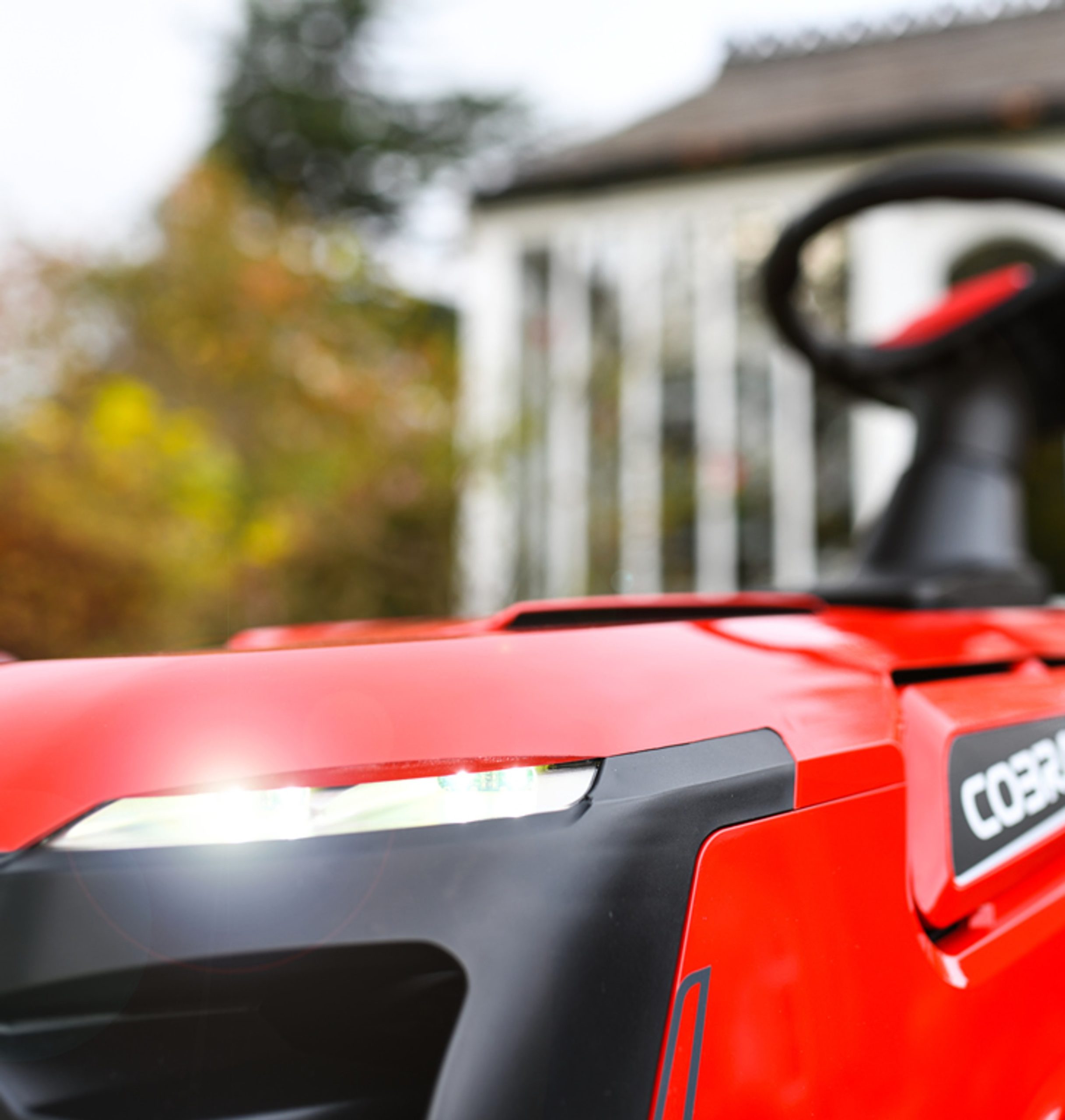 Cobra LT92HRL tracteur-tondeuse thermique 92cm – Image 4