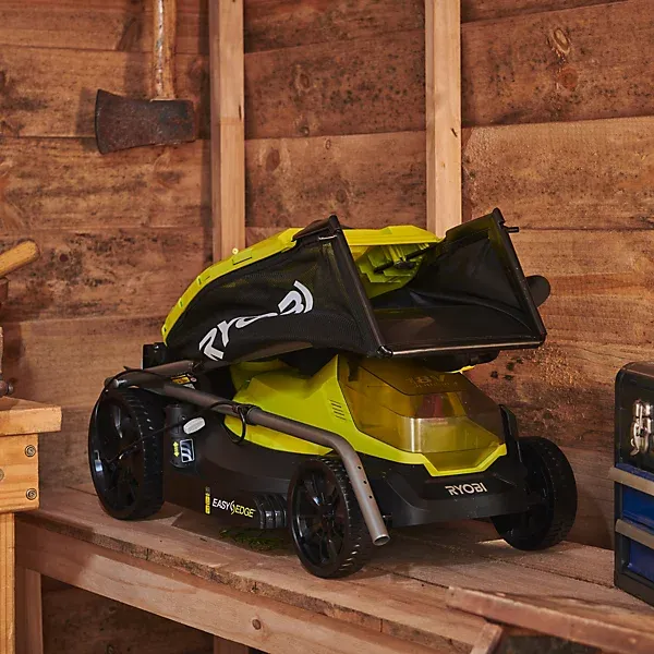 Ryobi One+ 18V tondeuse sans fil OLM1833B - machine seule – Image 6